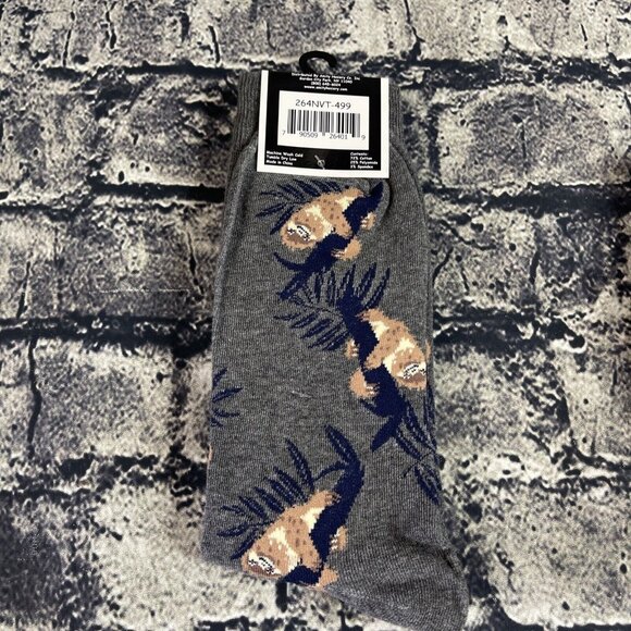 Fun Circle Men's Gray Sloth Sox size 10-13 Crew Socks 2 Pair Shoe sz 6-12 - Picture 6 of 9